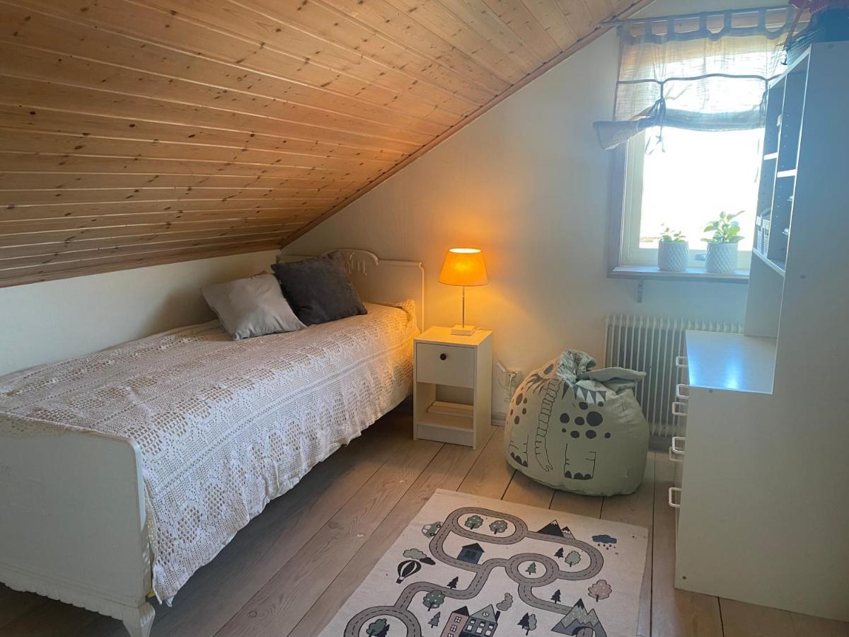 Persgard Laegenhet Oevervaning Kungsbacka Bagian luar foto